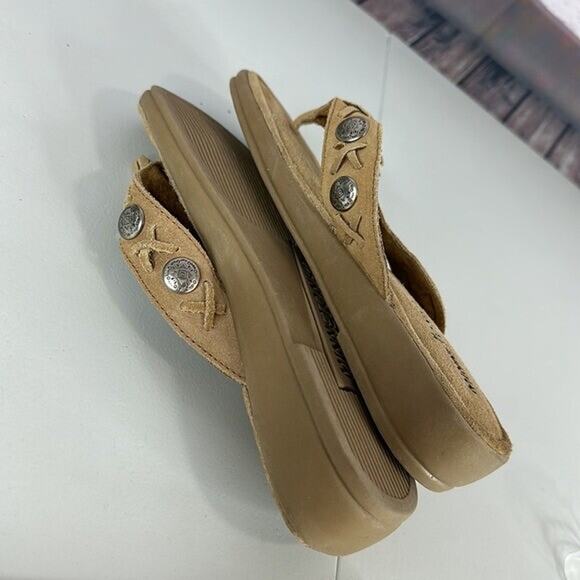 Minnetonka Sandals Womens 6 Tan Leather Flip Flop Concho Slide Suede Southwest - Picture 9 of 12